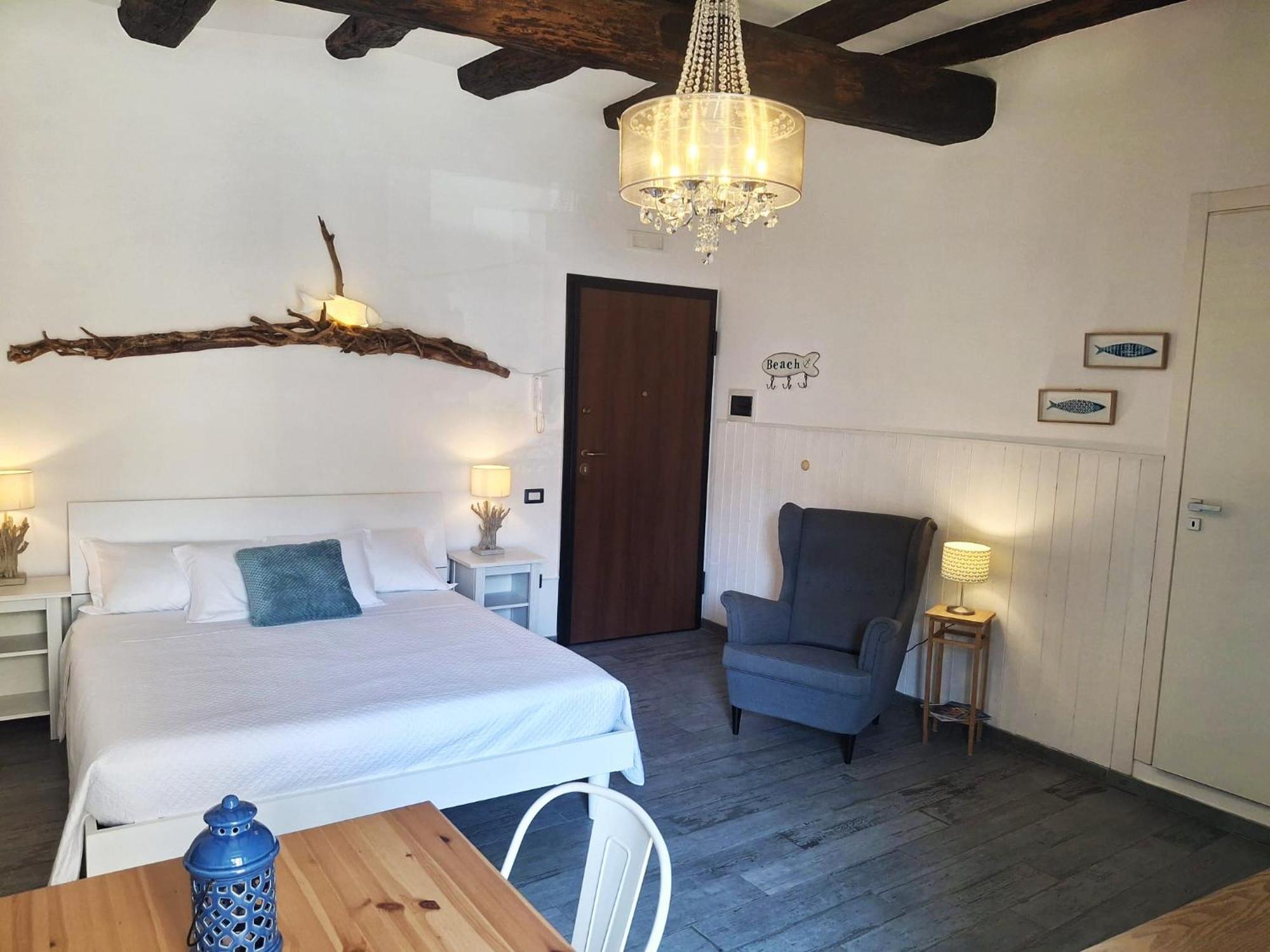 Inn Alta Marea Salerno Exterior photo